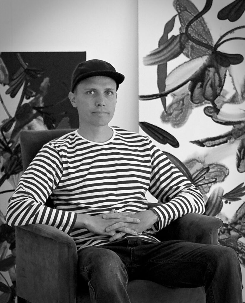 Ilari Hautamäki is a Helsinki-based artist and painter.