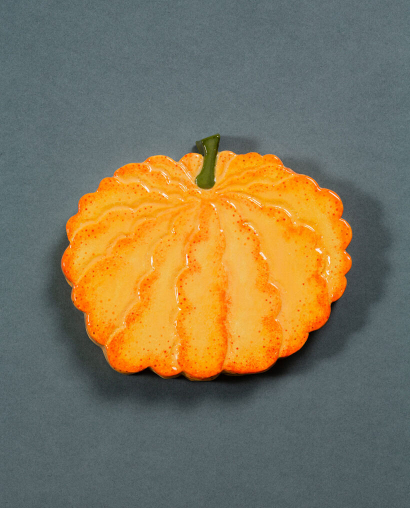 tiiaanttila_ceramic_reliefs_lokalhelsinki2025-7