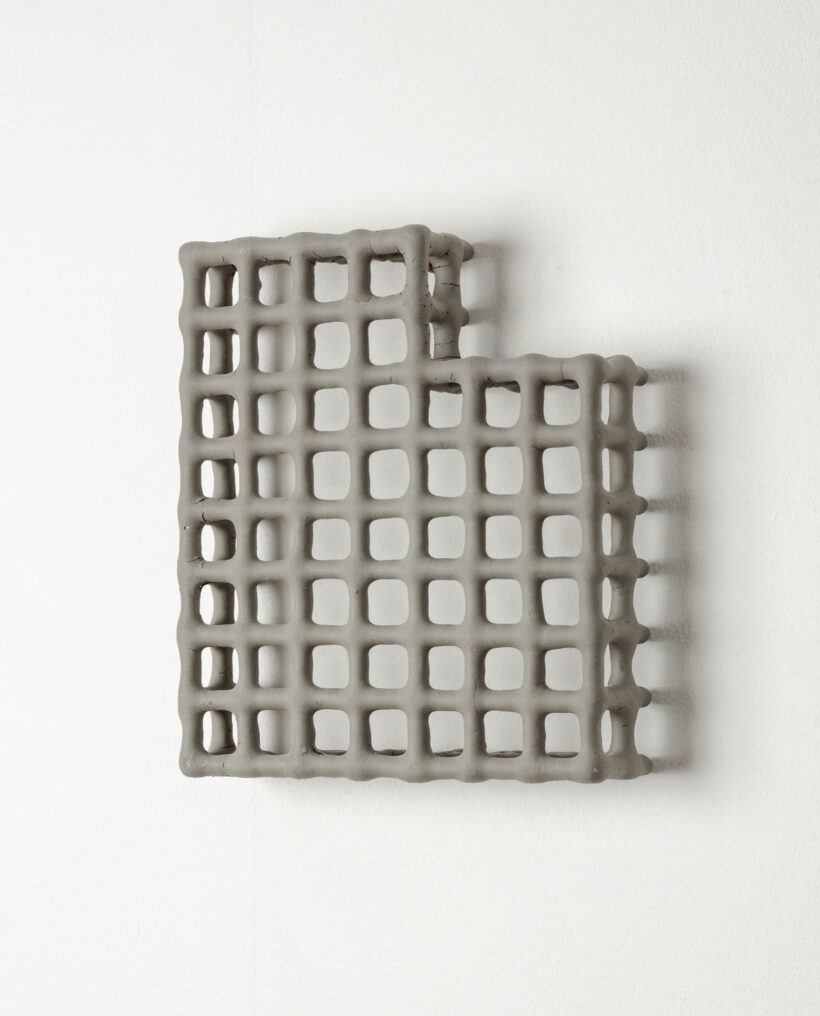 akikomori_artwork_ceramic_wall_relief_lokalhelsinki2026-6