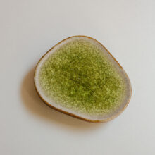 arniaromaa_stoneware_glass_wall_sculpture_lokalhelsinki2026-4