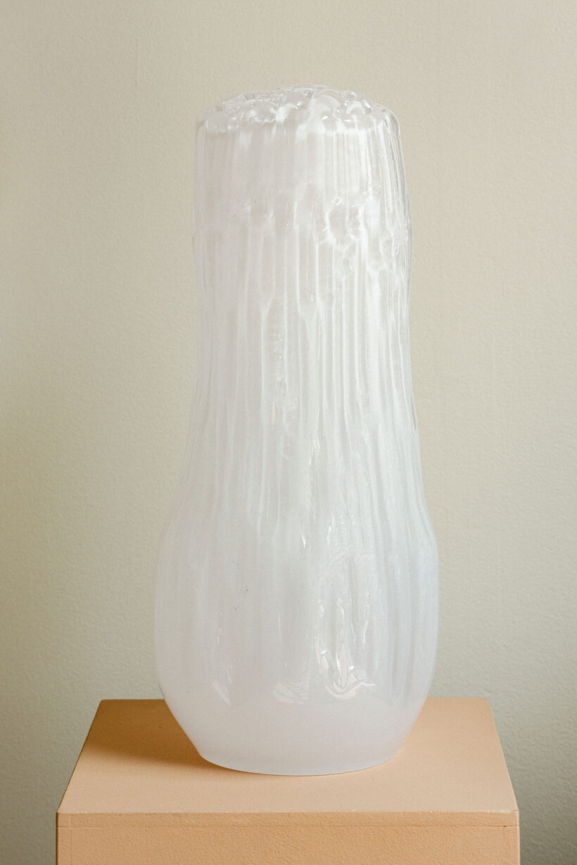 antreihartikainen_glass_artwork_atfirstblush_lokalhelsinki2026-3