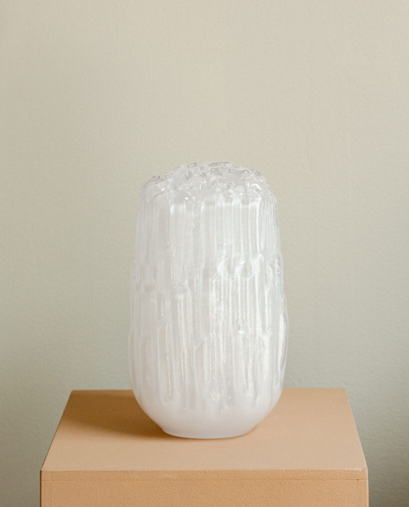 antreihartikainen_glass_artwork_atfirstblush_lokalhelsinki2026