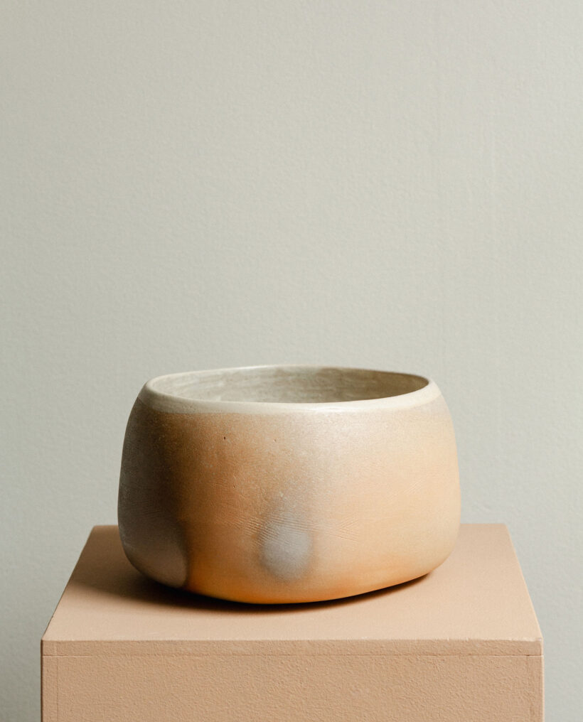 nathalielautenbacher_ceramic_bowl_vessel_atfirstblush_lokalhelsinki2026-2