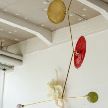 millavaahtera_glass_brass_artwork_atfirstblush_billnas_lokalhelsinki2026-2