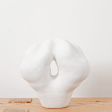 hennanuutinen_ceramic_sculpture_artwork_whitewall_lokalhelsinki2026-19