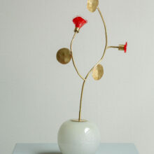 millavaahtera_sculpture_stabile_glass_brass_artwork_lokalhelsinki2026-8