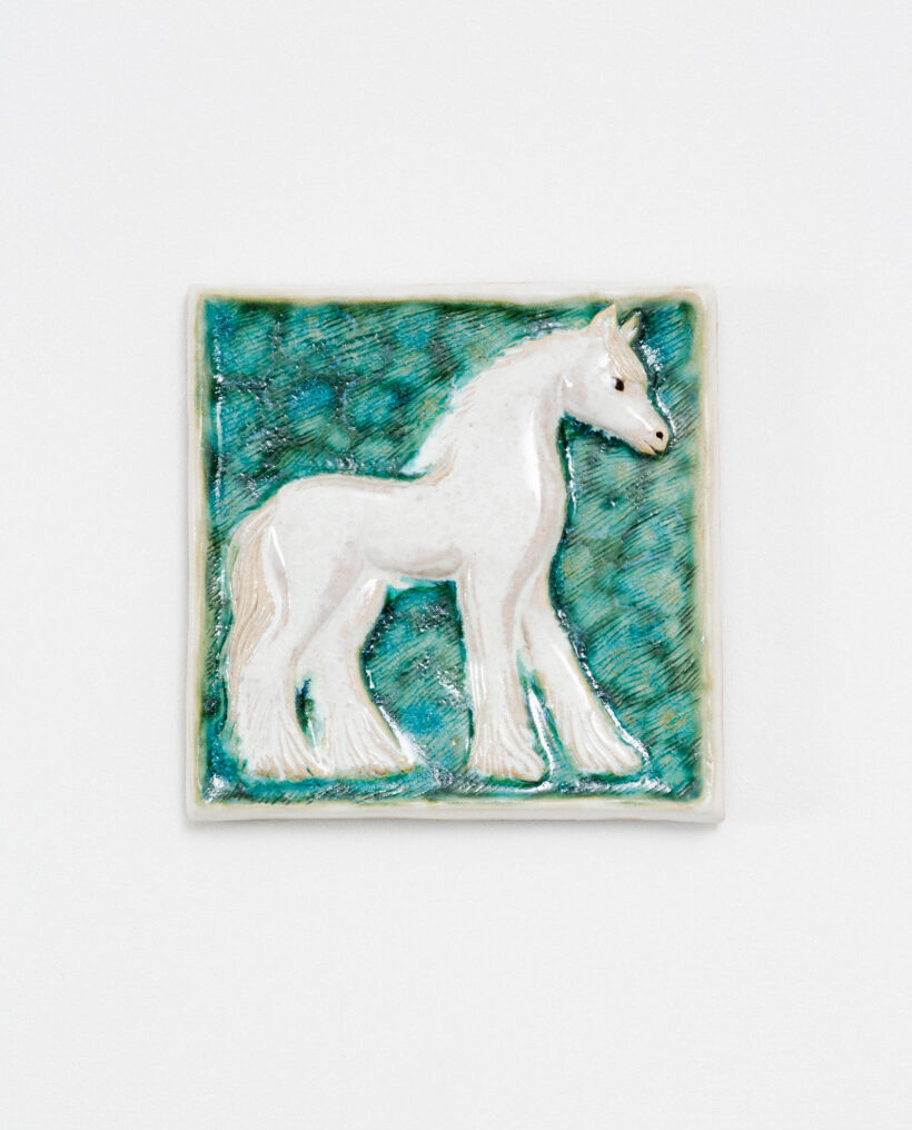 maisamajakka_ceramic_relief_artwork_lokalhelsinki2026-3